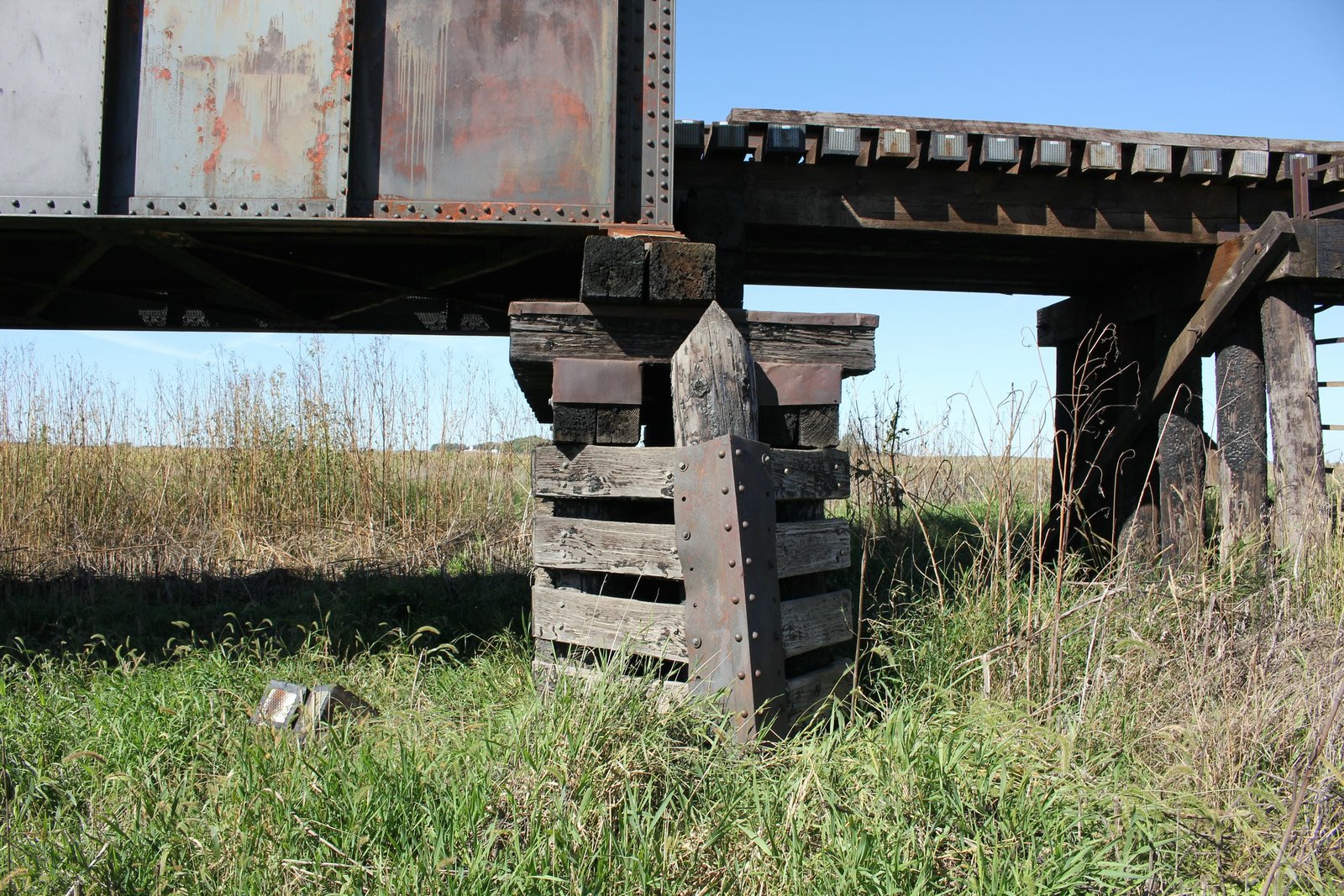 North pier, center span (pier #3)